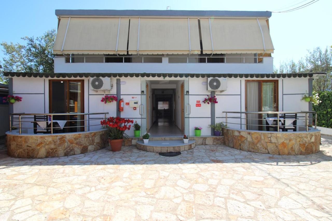 Vila Reni Risi Ksamil Dış mekan fotoğraf